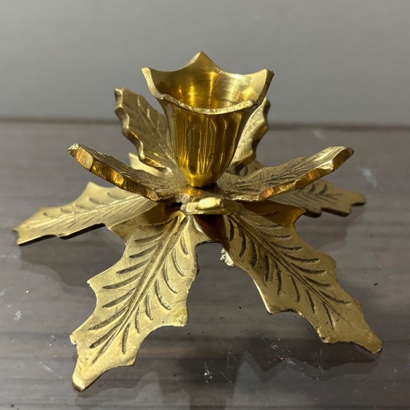 Vintage Solid Brass Holly Leaf Poinsettia Chamber Candle Holder - Picture 2 of 5
